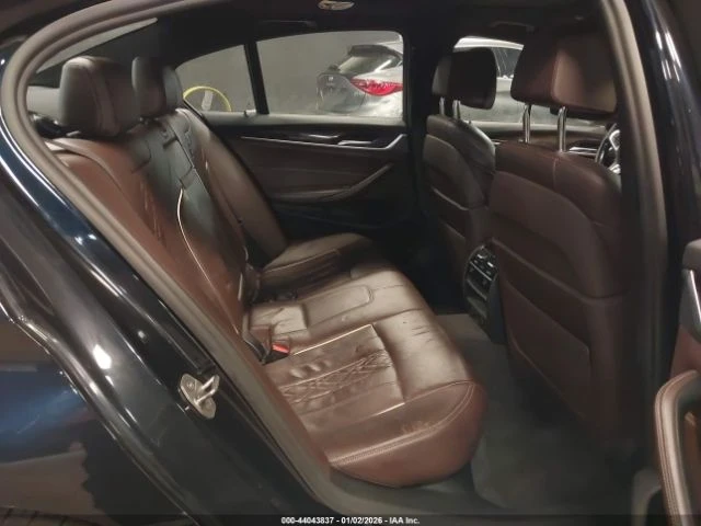 BMW 530 MPACK* ОБДУХ* HEADUPМАСАЖ* AMBIENT - автомобили, коли, обяви за нови и употребявани 9