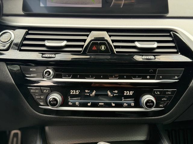 BMW 530 * АвтоКредит * (ЦЕНА ДО БГ) - автомобили, коли, обяви за нови и употребявани 13