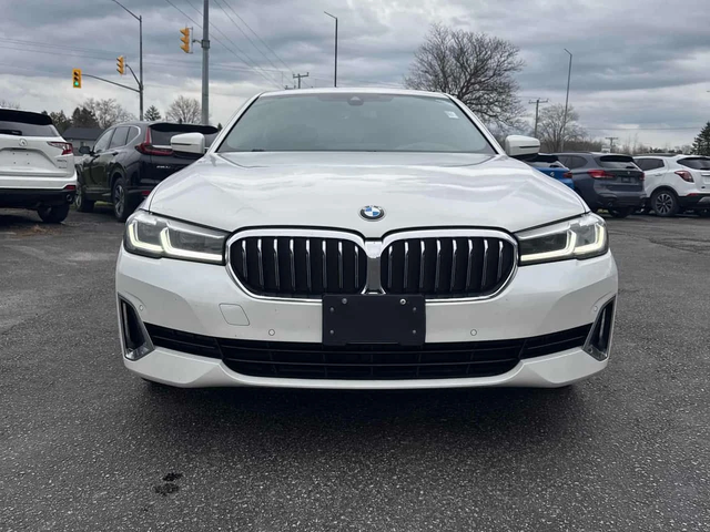 BMW 530 XDRIVE * ПОДГРЕВИ* ОБДУХВАНЕ* ПАНОРАМА* HEAD UP* - автомобили, коли, обяви за нови и употребявани 1