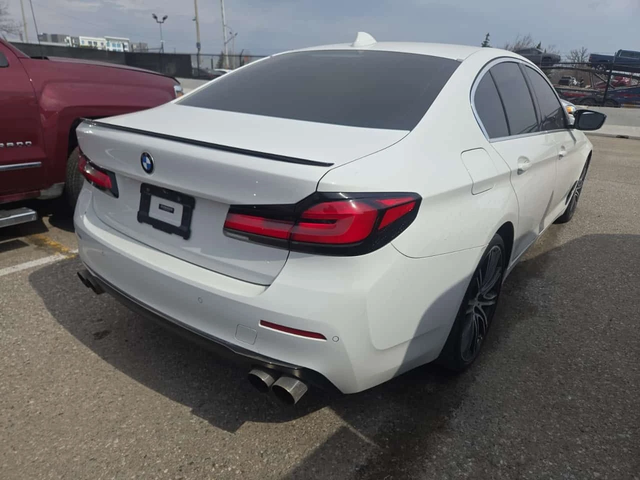 BMW 530 xDrive * CARFAX * Без инциденти * - автомобили, коли, обяви за нови и употребявани 2