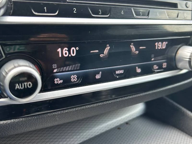 BMW 530 xDrive/ШИБИДАХ/ПОДГРЕВИ - автомобили, коли, обяви за нови и употребявани 11