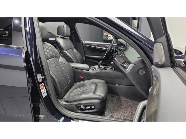 BMW 530 * 360 * HUD * ОБДУХВАНЕ * АВТОКРЕДИТ - автомобили, коли, обяви за нови и употребявани 8