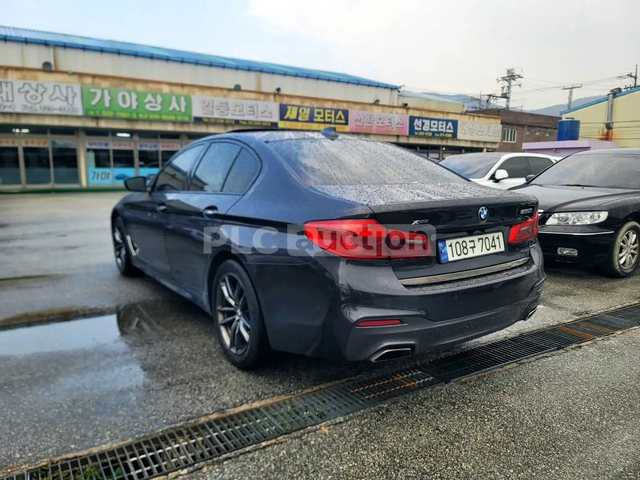 BMW 530 * B&W * ДИСТРОНИК * ХЕД ЪП * DIGITAL - автомобили, коли, обяви за нови и употребявани 4