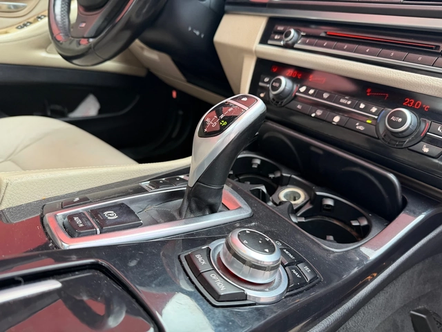 BMW 530 3.0D* КОЖА* 8ск - автомобили, коли, обяви за нови и употребявани 10
