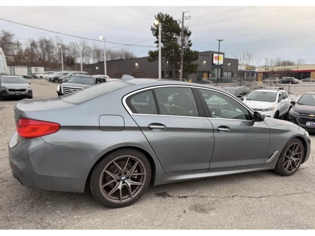 BMW 530 M ПАКЕТ * ОБДУХВАНЕ * ДИСТРОНИК * МАСАЖ * 360 КАМ - автомобили, коли, обяви за нови и употребявани 4