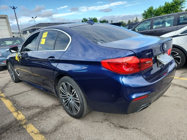 BMW 530 i xDrive/M-Pack/Digital/H&K/Pano - автомобили, коли, обяви за нови и употребявани 3