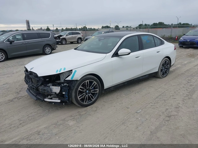 BMW 700 XI - автомобили, коли, обяви за нови и употребявани 1