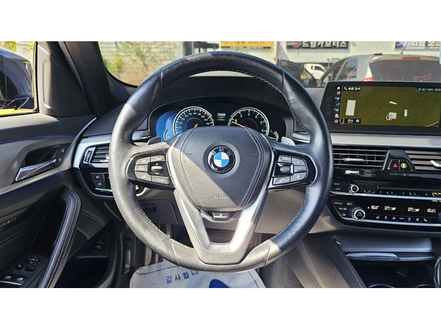 BMW 700 M SPORT | LASERLIGHT | FACE - автомобили, коли, обяви за нови и употребявани 5