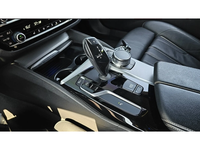 BMW 530 M SPORT | LASERLIGHT | FACE - автомобили, коли, обяви за нови и употребявани 11