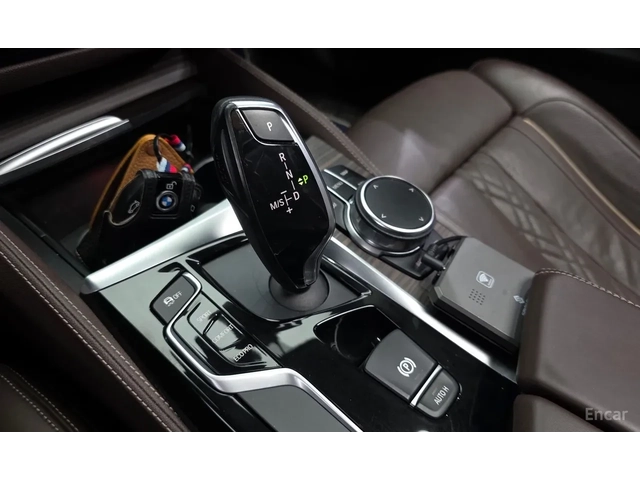 BMW 530 XDRIVE - автомобили, коли, обяви за нови и употребявани 6