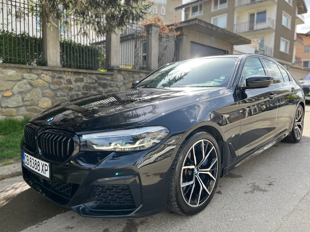 BMW 530 M-PK* 8ZF* DIS* BLK OPTIC* CARPLAY* M-BRAKES* AMBI - автомобили, коли, обяви за нови и употребявани 1