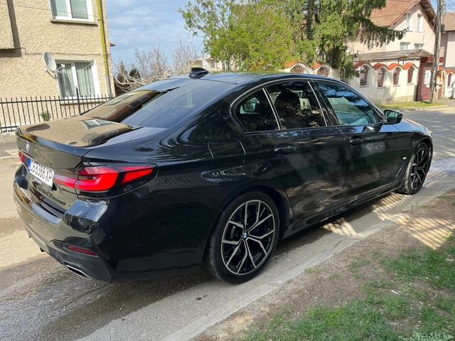 BMW 530 M-PK* 8ZF* DIS* BLK OPTIC* CARPLAY* M-BRAKES* AMBI - автомобили, коли, обяви за нови и употребявани 7