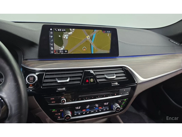 BMW 530 i xDrive M SPORT* DISTRONIC* 360* ХЕДЪП* ОБДУХВАНЕ - автомобили, коли, обяви за нови и употребявани 10