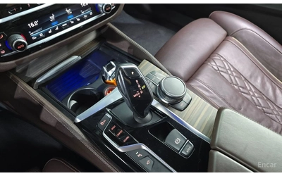 BMW 530 i xDrive M SPORT* DISTRONIC* 360* ХЕДЪП* ОБДУХВАНЕ - автомобили, коли, обяви за нови и употребявани 12