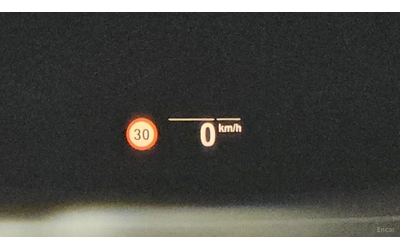 BMW 530 M-SPORT* ПОДГРЕВ* ОБДУХВАНЕ* ШИБИДАХ* 360* HUD* - автомобили, коли, обяви за нови и употребявани 16