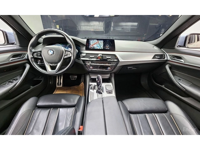 BMW 530 M* SPORT* ДИСТРОНИК* ХЕДЪП* LANE* ASSIST* - автомобили, коли, обяви за нови и употребявани 5