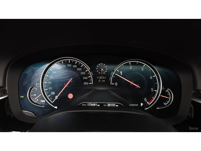 BMW 530 M* ОБДУХВАНЕ* ПОДГРЕВ* 360 КАМЕРА* ПАНОРАМА* HEADU - автомобили, коли, обяви за нови и употребявани 7