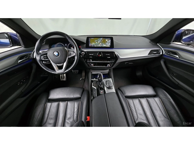 BMW 530 xDrive M-SPORT* HUD* КОЖА* НАВИ* ПАНО - автомобили, коли, обяви за нови и употребявани 4