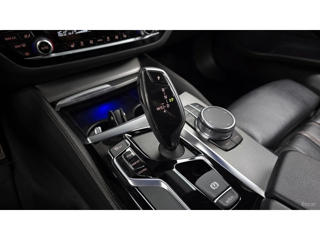BMW 530 xDrive M-SPORT* HUD* КОЖА* НАВИ* ПАНО - автомобили, коли, обяви за нови и употребявани 6
