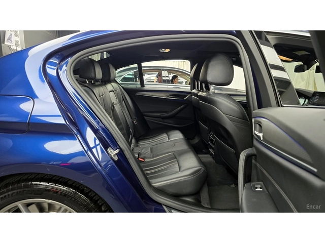 BMW 530 xDrive M-SPORT* HUD* КОЖА* НАВИ* ПАНО - автомобили, коли, обяви за нови и употребявани 8