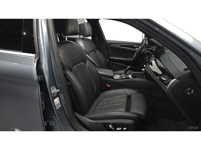 BMW 530 M SPORT PLUS* HUD* КОЖА* ОБДУХВ* НАВИ* ПАНО - автомобили, коли, обяви за нови и употребявани 9