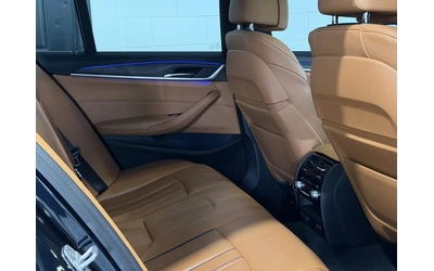 BMW 530 i* XDRIVE* M SPORT* HEAD UP* ШИБИДАХ* КАМЕРА - автомобили, коли, обяви за нови и употребявани 10