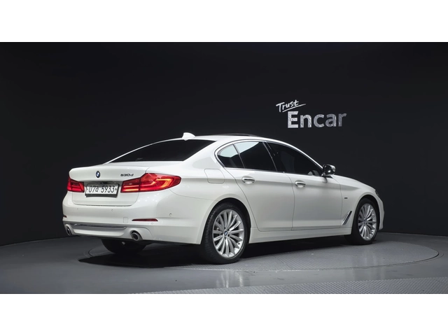BMW 530 d Luxury Plus - автомобили, коли, обяви за нови и употребявани 1