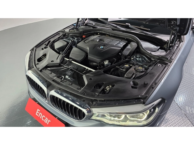 BMW 530 M Sport Plus - автомобили, коли, обяви за нови и употребявани 4
