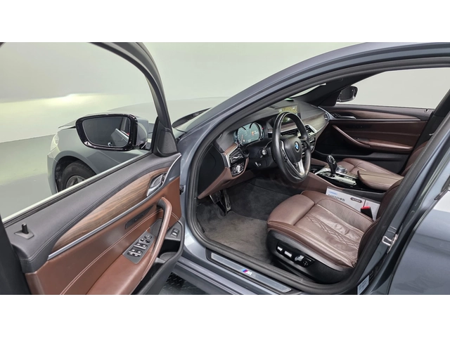 BMW 530 M Sport Plus - автомобили, коли, обяви за нови и употребявани 9