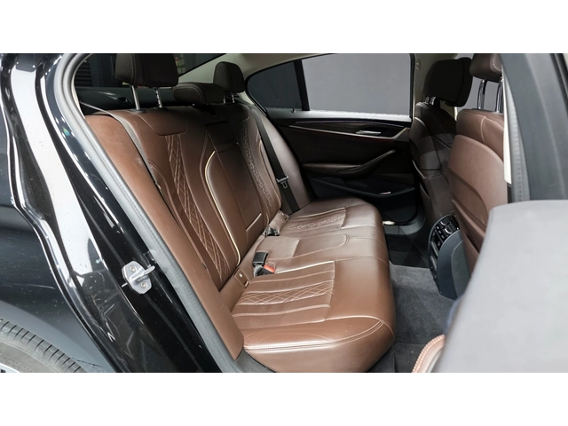 BMW 530 i xDrive Luxury Plus | HUD | Ventilated Seats - автомобили, коли, обяви за нови и употребявани 11