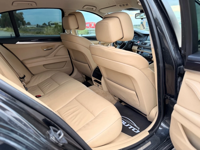BMW 530 d= M-performance= HUD= Keyless= - автомобили, коли, обяви за нови и употребявани 12