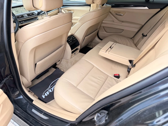BMW 530 d= M-performance= HUD= Keyless= - автомобили, коли, обяви за нови и употребявани 13