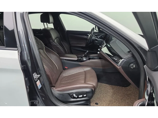 BMW 530 М-sport - автомобили, коли, обяви за нови и употребявани 8