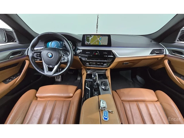 BMW 530 М-sport - автомобили, коли, обяви за нови и употребявани 3