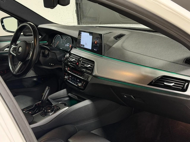 BMW 530 i xDrive M Sport | Navigation | Heated Seats | Mem - автомобили, коли, обяви за нови и употребявани 11
