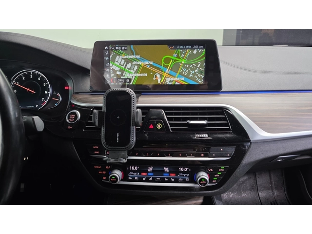 BMW 530 i xDrive M Sport Plus | HUD | 360  | Ventilated Se - автомобили, коли, обяви за нови и употребявани 11