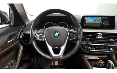 BMW 530 i xDrive Luxury Plus - автомобили, коли, обяви за нови и употребявани 11