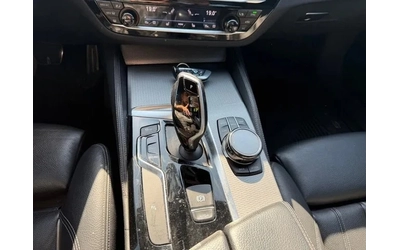 BMW 530 530i xDrive Sedan AWD | M Package | - автомобили, коли, обяви за нови и употребявани 12