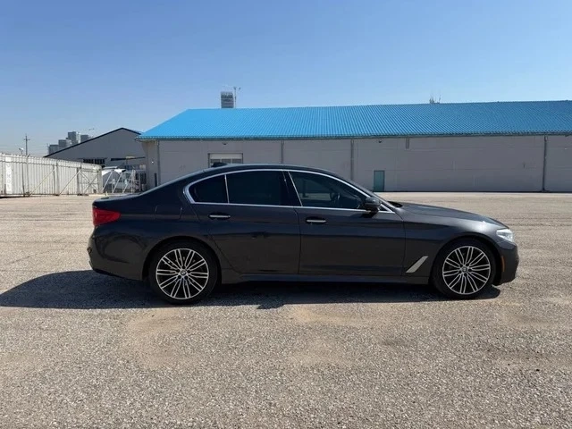 BMW 530 530i xDrive Sedan AWD | M Package | - автомобили, коли, обяви за нови и употребявани 3