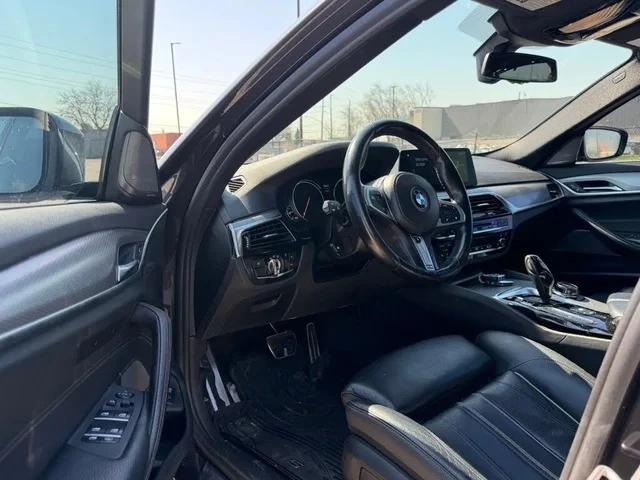 BMW 530 530i xDrive Sedan AWD | M Package | - автомобили, коли, обяви за нови и употребявани 6
