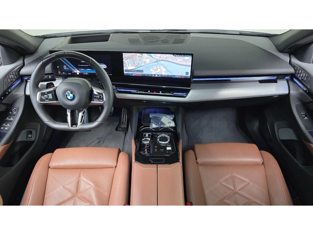 BMW 530 530i xDrive M Sport - автомобили, коли, обяви за нови и употребявани 5