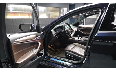 BMW 530 530i xDrive M Sport Plus - автомобили, коли, обяви за нови и употребявани 10