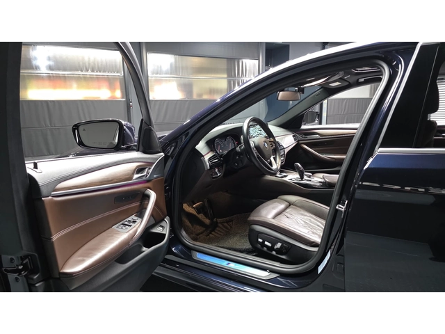 BMW 530 530i xDrive M Sport Plus - автомобили, коли, обяви за нови и употребявани 10