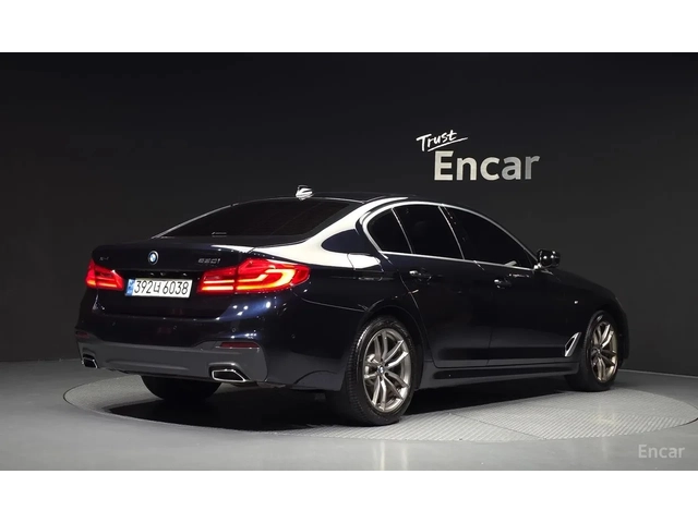 BMW 530 530i xDrive M Sport Plus - автомобили, коли, обяви за нови и употребявани 1