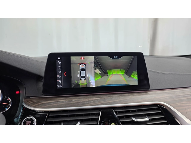 BMW 530 530i M Sport Plus | 360  Камера | HUD | Панорама - автомобили, коли, обяви за нови и употребявани 14