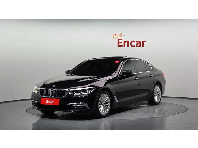 BMW 530 i xDrive Luxury Plus - автомобили, коли, обяви за нови и употребявани 0