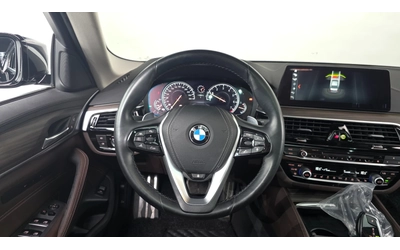 BMW 530 i xDrive Luxury Plus - автомобили, коли, обяви за нови и употребявани 12