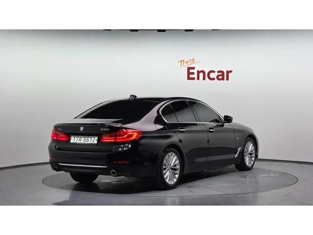 BMW 530 i xDrive Luxury Plus - автомобили, коли, обяви за нови и употребявани 1