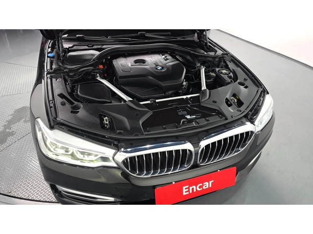 BMW 530 i xDrive Luxury Plus - автомобили, коли, обяви за нови и употребявани 5