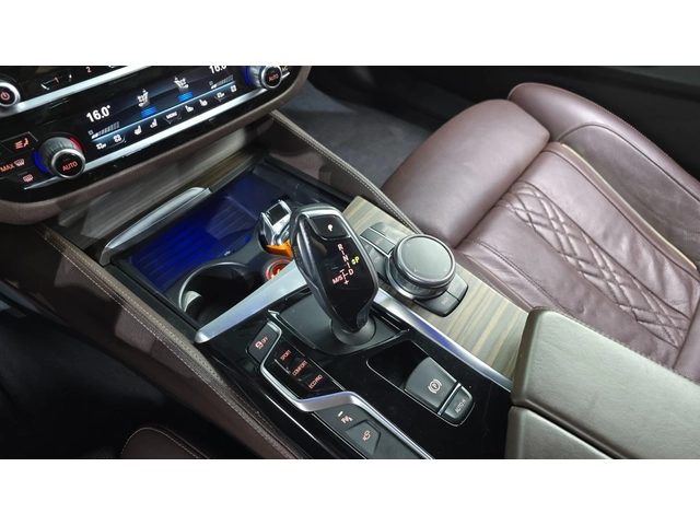 BMW 530 530i xDrive M Sport Plus | 360  Камера | HUD | - автомобили, коли, обяви за нови и употребявани 7